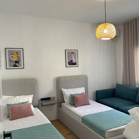 Sunny City Center Apartment Lezhë Exterior foto